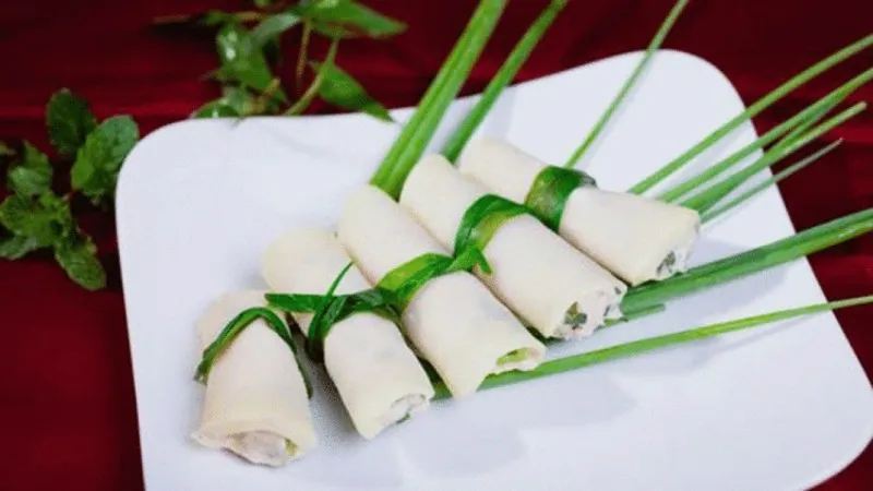 Măng vầu cuốn thịt (Ảnh: Internet)