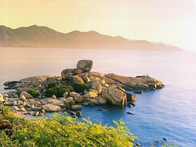 Hòn Chồng Hòn Vợ Nha Trang
